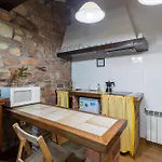 Casa Velarde Apto 2 *