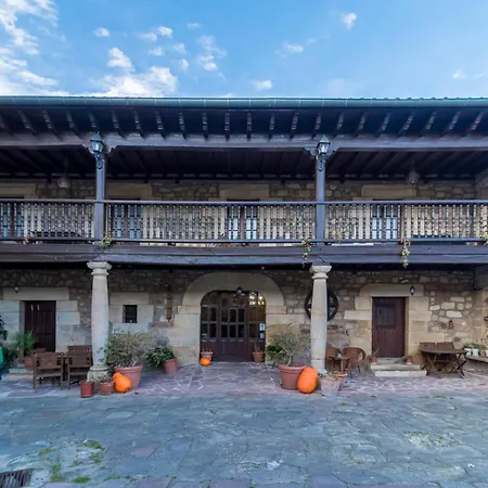 Casa Velarde Apto 2 컨트리하우스 Viérnoles