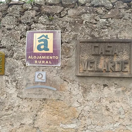בית כפרי Casa Velarde Apto 2 *