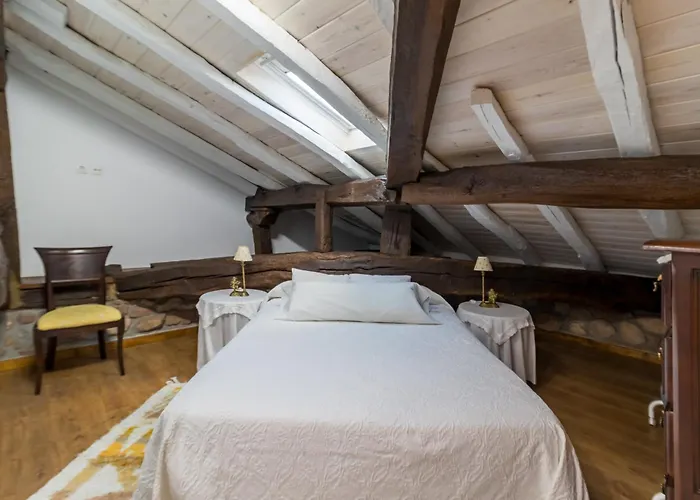 Casa Velarde Apto 2 * Viérnoles